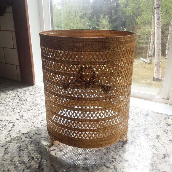 Vtg. Gold Filigree Trash Can Cover. MCM Hollywood Regency Waste Basket Cover - Picture 1 of 7